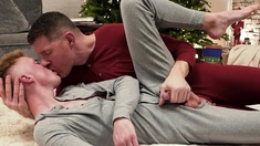 Twink Richie gets his perfect present for his big stepdad
