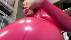 Amateur Webcam Chick Masturbates On Webcam More At