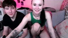 Hot amateur webcam teen masturbates for their fans
