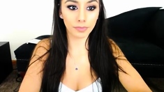 Brunette Solo Webcam Masturbation