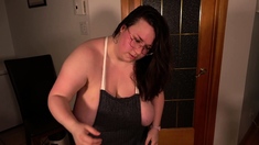 Beautiful brunette with big boobs jerk off instrucions