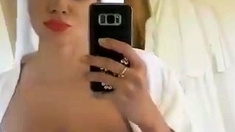 Babe With Big Boobs Masturbates