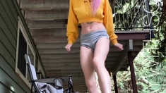 amateur blonde solo webcam