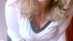 Lovely Blonde With Tight Pussy Masturbate Solo