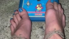 Lezlyan aka la_little_dancer_feet OnlyFans - Who remembers